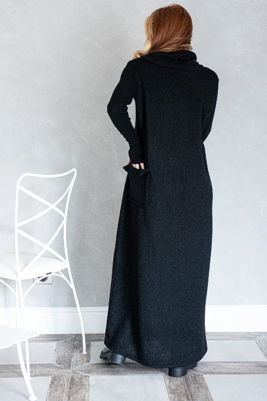 Maxi Sweater Dress with Pockets