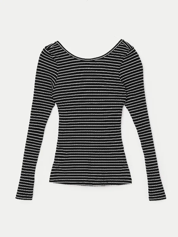 The Ribbed Long Sleeve Top in Black