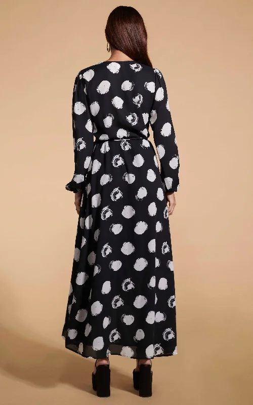 Jagger Maxi Dress In White On Black Dot