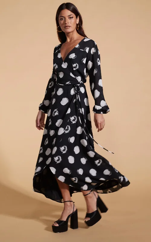 Jagger Maxi Dress In White On Black Dot