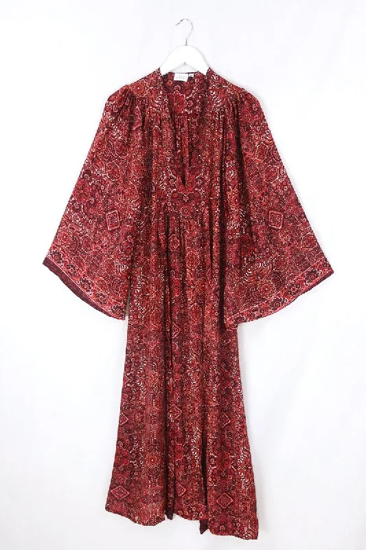 Stevie Maxi Dress in Bowie Red Mandala