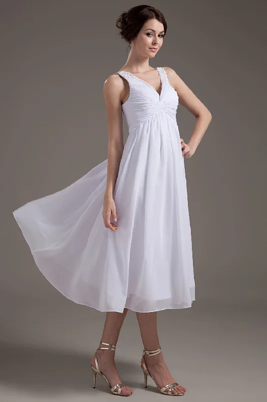 White Chiffon V-neck Open Back Beach Wedding Dresses W8